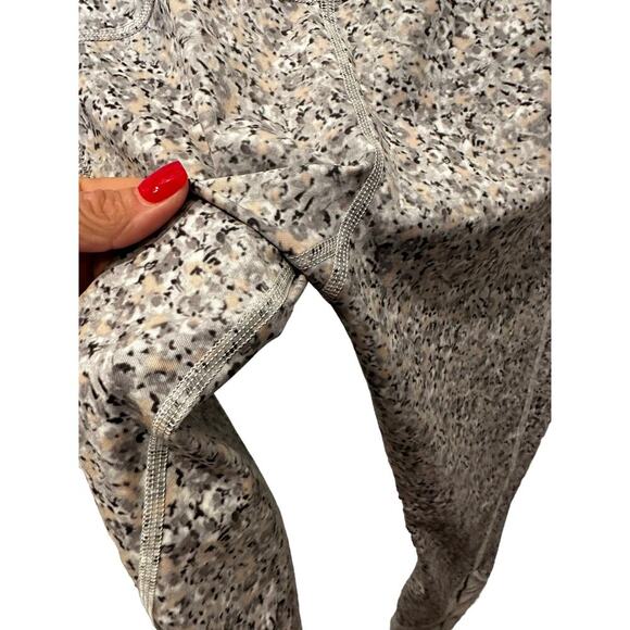 Lululemon Women's Multicolored Polyester Blend Speckled Camo Tight Size 6 - Picture 8 of 9